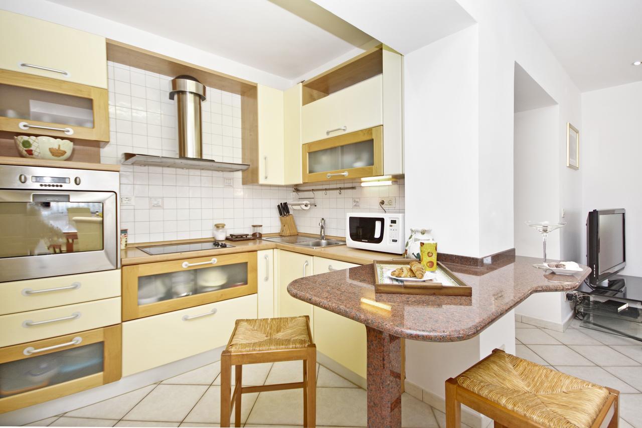 D & J Apartment Split Eksteriør billede
